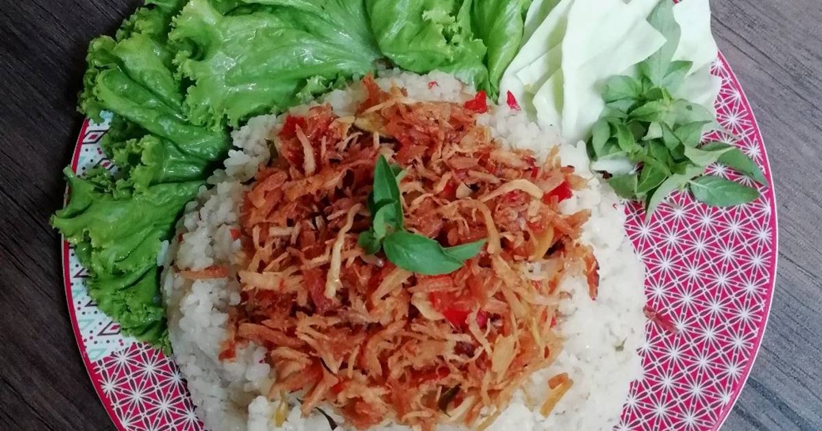 Nasi Cokot Gurih & Gorengan: Kenikmatan Sederhana yang Menggugah Selera di Cilacap